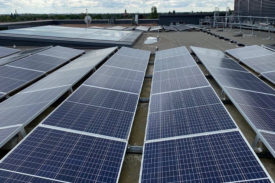 Commercial solar panel repairs for businesses in Oxfordshire Commercial solar panel repairs for businesses in Oxfordshire