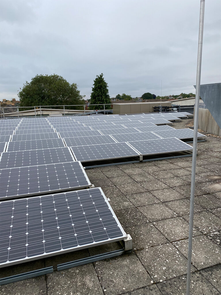 solar-panel-repairs-and-maintenance-in-oxford